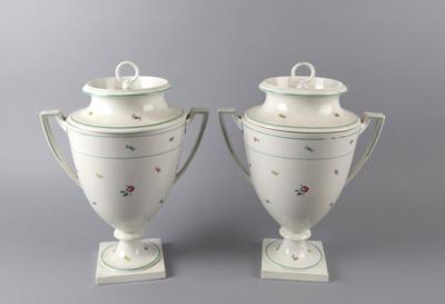 Paar Kühlgefäße mit Deckeln, Kaiserl. Porzellanmanufaktur, Wien, 1. Viertel 19. Jh., - Antiquitäten