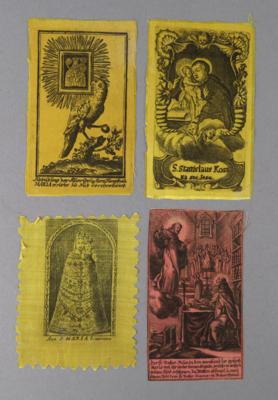 Konvolut von 4 gedruckten Heiligenbildern auf Seide, - Starožitnosti