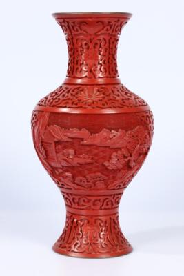 Rotlackvase, China, 20. Jh., - Works of Art