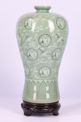 Seladon glasierte Vase, Korea, 20. Jh., - Antiquitäten