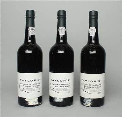 1991 Quinta de Vargellas Single Quinta Vintage Port DOC, Taylor's, 95 Parker-Punkte, 3 Flaschen zu 0,75l - Die große DOROTHEUM Weinauktion powered by Falstaff