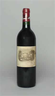 1992 Château Lafite-Rothschild, 92 Falstaff-Punkte - Die große DOROTHEUM Weinauktion powered by Falstaff