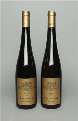 1997 Riesling Smaragd Singerriedel, Weingut Franz Hirtzberger, 97 Falstaff-Punkte, 2 Flaschen - Die große DOROTHEUM Weinauktion powered by Falstaff