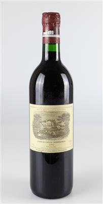 1992 Château Lafite-Rothschild, Bordeaux, 92 Falstaff-Punkte - Die große Oster-Weinauktion powered by Falstaff