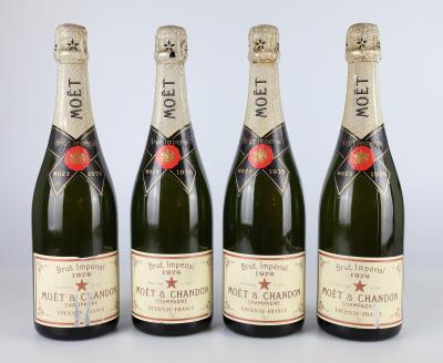 1976 Champagne Moët & Chandon Imperial Brut, Frankreich, 4 Flaschen - Víno a lihoviny