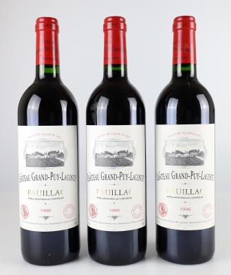 1996 Château Grand Puy Lacoste, Bordeaux, 93 Cellar Tracker-Punkte, 3 Flaschen - Die große Herbst-Weinauktion powered by Falstaff
