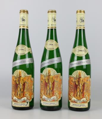 1998, 1999, 2000 Grüner Veltliner Vinothekfüllung Smaragd, Weingut Knoll, Wachau, 95 Falstaff-Punkte, 3 Flaschen - Víno a lihoviny
