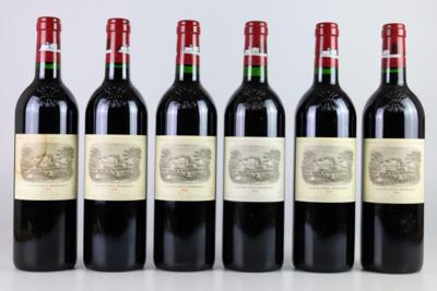 2000 Château Lafite-Rothschild, Bordeaux, 99 Wine Enthusiast-Punkte, 6 Flaschen, in OHK - Die große Herbst-Weinauktion powered by Falstaff