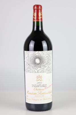 2002 Château Mouton Rothschild, Bordeaux, 95 Falstaff-Punkte, Magnum - Die große Herbst-Weinauktion powered by Falstaff