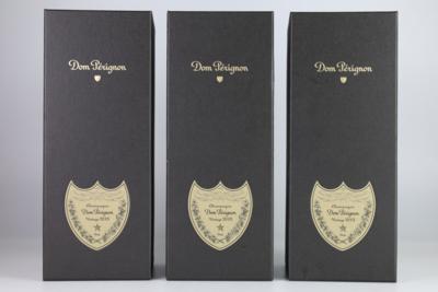 2013 Champagne Dom Pérignon Vintage Brut, Champagne, 95 Parker-Punkte, 3 Flaschen, in OVP - Die große Herbst-Weinauktion powered by Falstaff