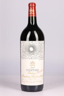2002 Château Mouton Rothschild, Bordeaux, 95 Falstaff-Punkte, Magnum - Die große Frühjahrs-Weinauktion powered by Falstaff