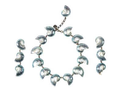 YVES SAINT LAURENT rive gauche Muschelkette und Ohrclips - Vintage fashion and accessories