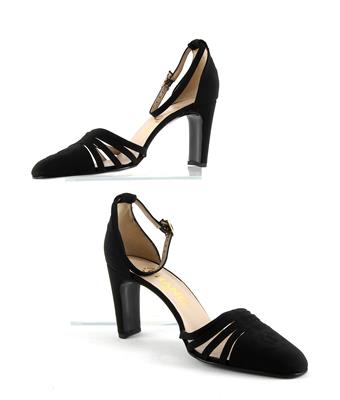 1 Paar CHANEL Riemchenpumps - Vintage moda e accessori