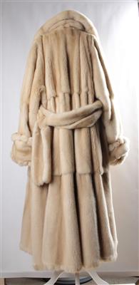 Sold at Auction: Fendi Mink Fur Coat