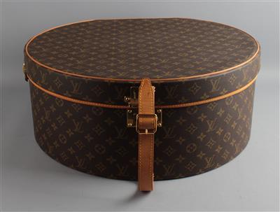 Sold at Auction: Louis Vuitton Monogram Hat Box 40