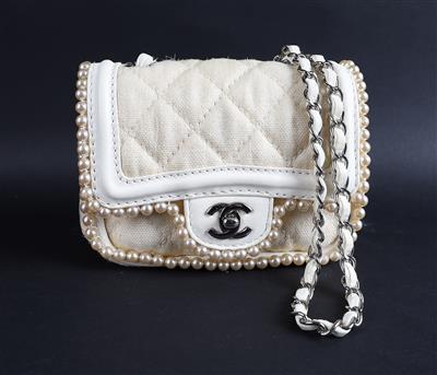 CHANEL Mini Flap Bag, - Moda e accessori