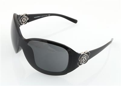 CHANEL Sonnenbrille mit Etui, - Borse & accessori