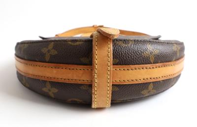 Sold at Auction: Louis Vuitton Blois Monogram Crossbody Handbag