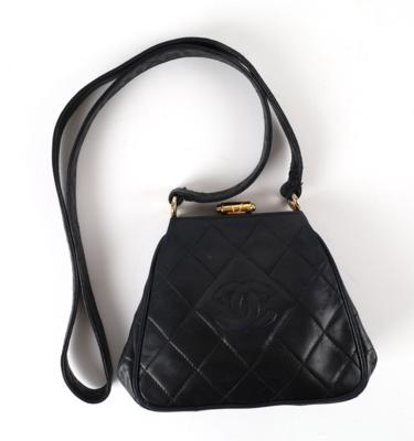 CHANEL Crossbody Bag, - Borse e accessori