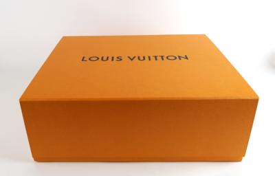 LOUIS VUITTON Mahina Selene PM, - Handtaschen & Accessoires 2022/12/15 -  Realized price: EUR 1,600 - Dorotheum