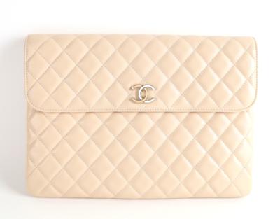 CHANEL Clutch oder Tablet Case, - Handbags & Accessories