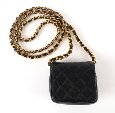 CHANEL PreOwned 19801990s Micro Classic Flap Belt Bag  Black for Women