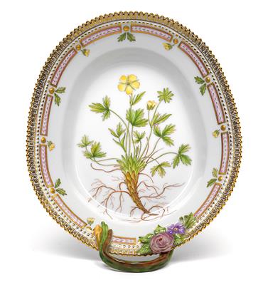 Flora Danica dish with twig handle, ‘Potentilla emarginata Pursh.’, - Sklo, Porcelán