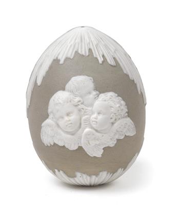 Russian porcelain egg, - Glass and porcelain