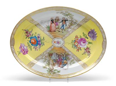 A large platter, - Glass and porcelain