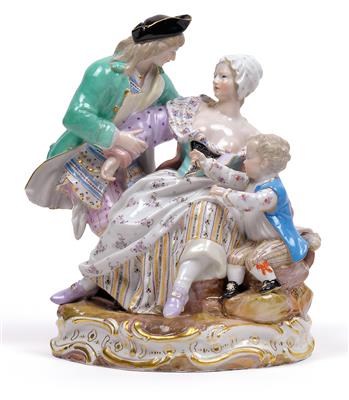A young family with child, - Vetri e porcellane