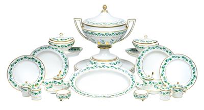 A dinner service, - Glass and porcelain