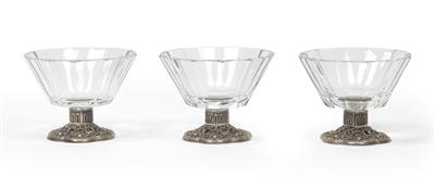 Six glass bowls with silver base, - Sklo, Porcelán