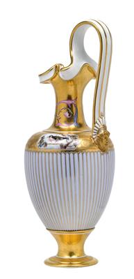 A jug in the traditional form of a Greek oenoche, - Sklo, Porcelán