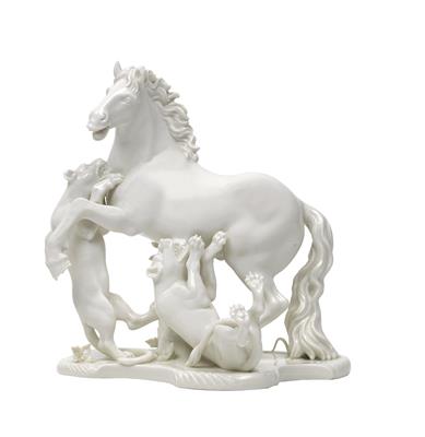A figure of a horse attacked by a panther, - Sklo, Porcelán