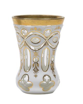 A socle cup, - Glass and porcelain