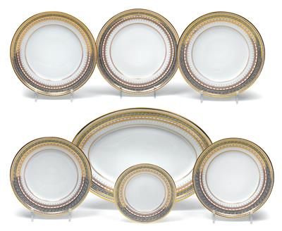 A dinner service [elements of], - Sklo, Porcelán