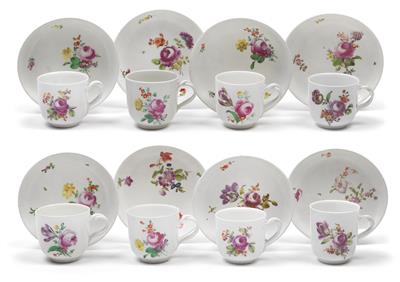 Coffee cups and saucers, - Glass and porcelain