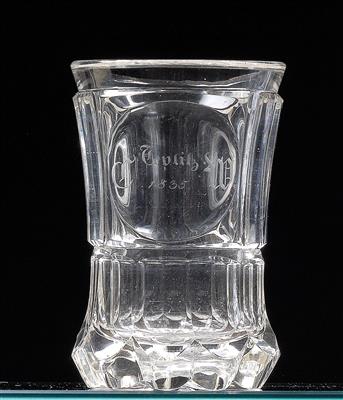 A socle cup - "Teplitz 1835, monogrammed CW", - Vetri e porcellane