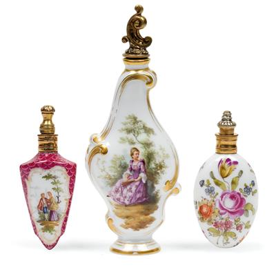 Three flacons with metal stoppers, - Sklo, Porcelán