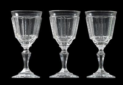 Lobmeyr – Six wine glasses, - Glass and porcelain