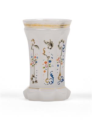 A socle cup, - Glass and porcelain