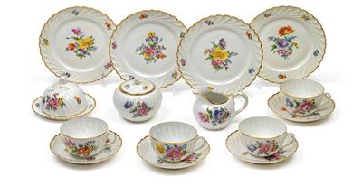 A tea service, - Vetri e porcellane