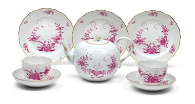 A tea service, - Glass and porcelain