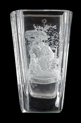 A vase decorated with an expertly cut scene "4 Seasons", - Sklo, Porcelán