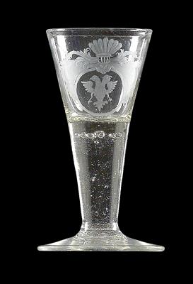 An armorial glass with double eagle, - Vetri e porcellane