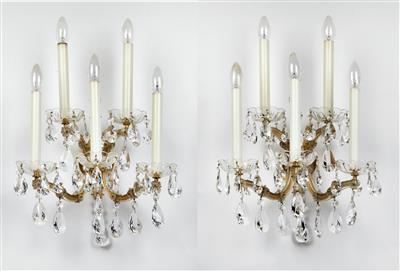 A pair of sconces, - Glass and porcelain