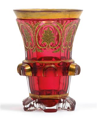 A socle cup, - Glass and porcelain