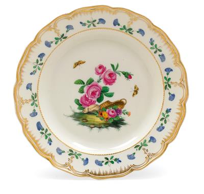 A dinner plate from a service for S. M. King Friedrich Wilhelm IV., - Vetri e porcellane