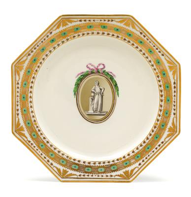 A plate with figural decoration in the manner of antiquity, - Glass and porcelain