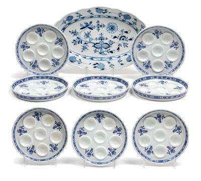 Blue onion pattern porcelain items, - Vetri e porcellane